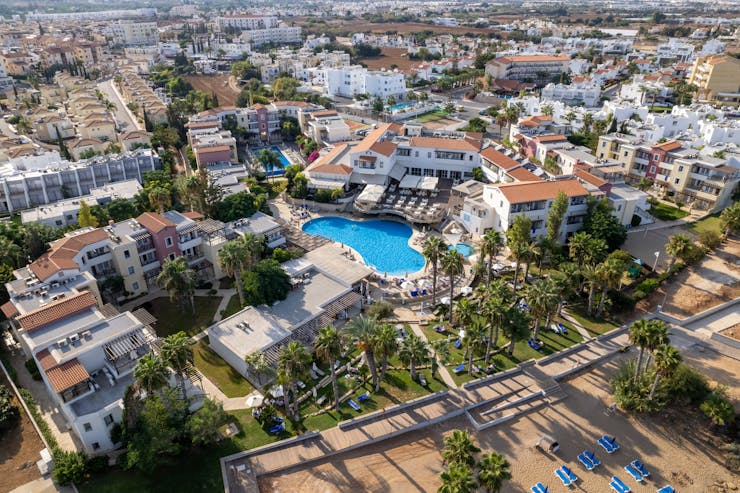 hotels and restaurants in Cyprus