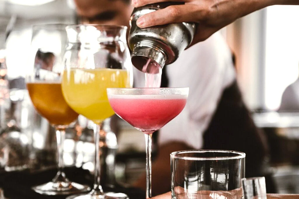How to Make Classic Cocktails at Home Like a Pro Bartender